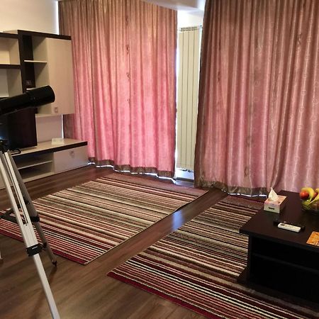 M13 Apartments Navodari Dış mekan fotoğraf